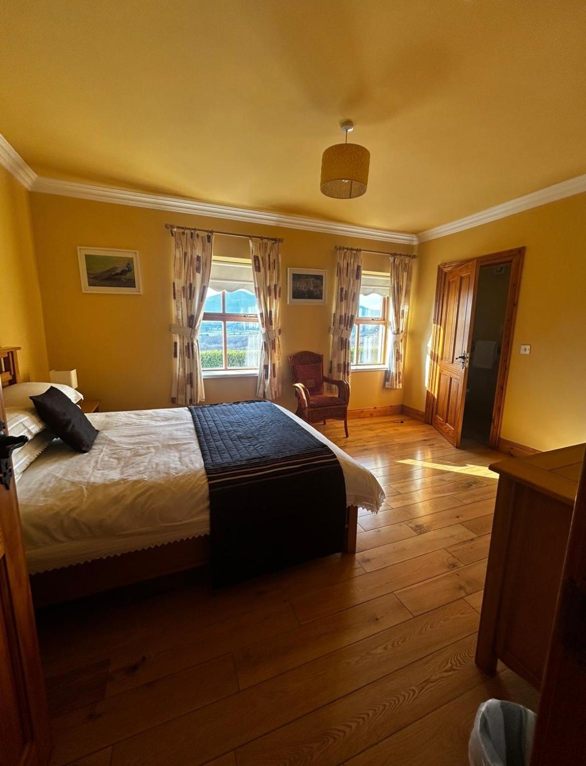 Yewwood Cottage Нюри Екстериор снимка